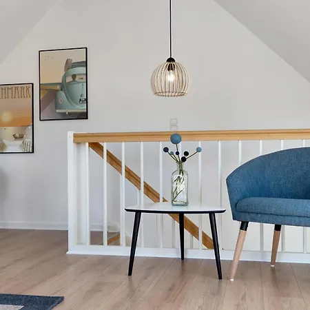 Beautiful Two-storey, - Damgårdsvej 15a Semesterbostad *